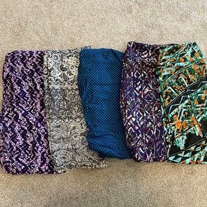 5 bold super soft leggings. Lularoe tall and curvy size.